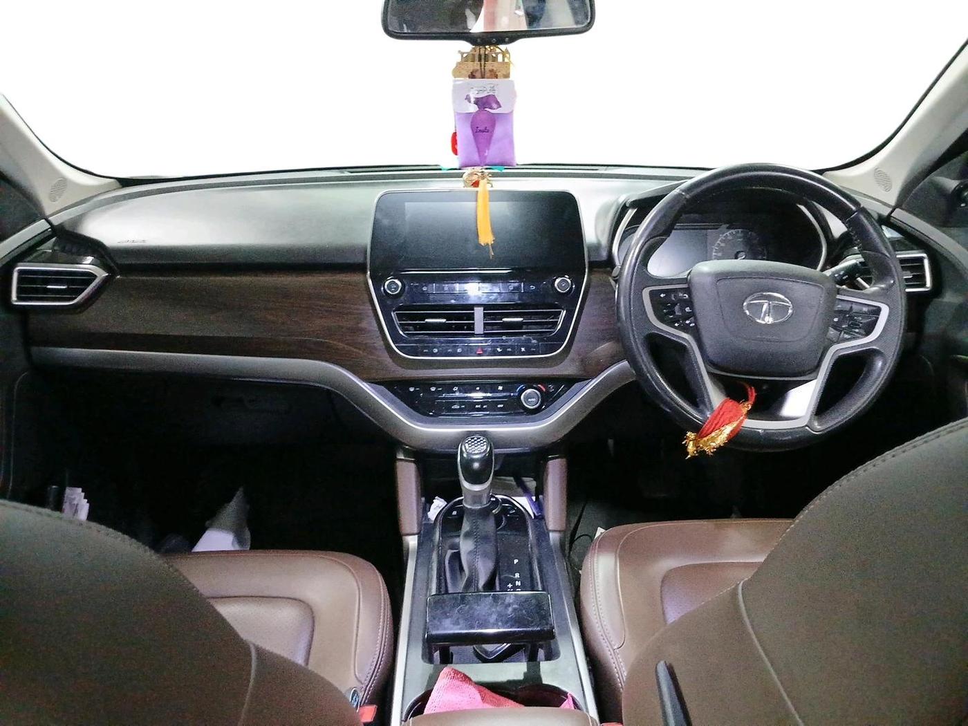 2020 Tata Harrier XZA PLUS 2.0L, Diesel, Automatic, 1,73,054 km, interior