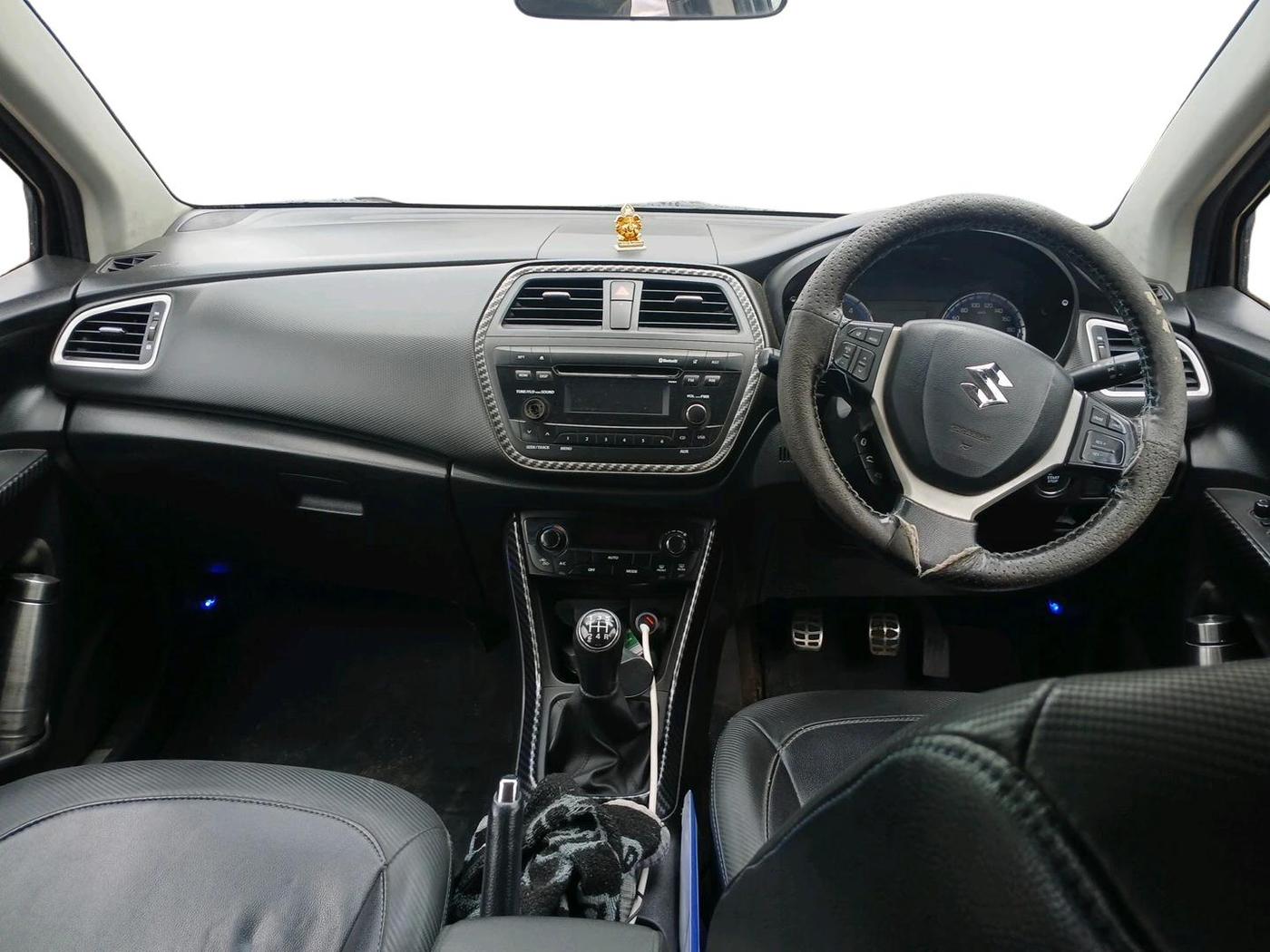 2016 Maruti S Cross ZETA 1.3, Diesel, Manual, 1,97,509 km, interior