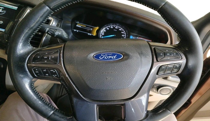 2016 Ford Endeavour TREND 2.2 4X2 AT, Diesel, Automatic, 2,33,122 km, interior