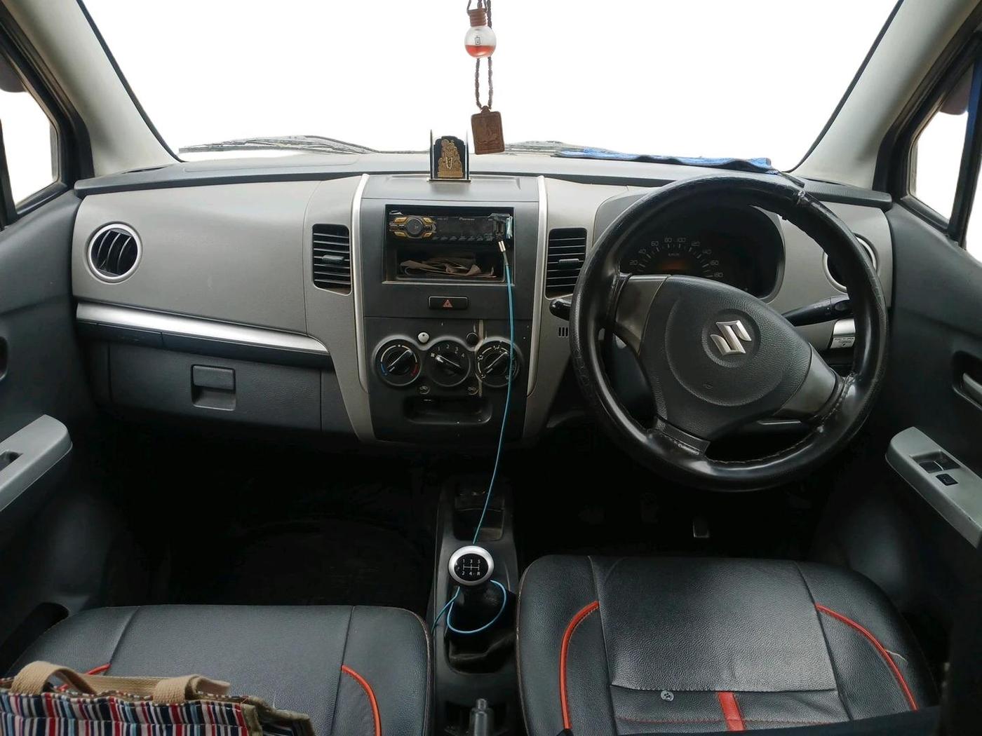2012 Maruti Wagon R 1.0 LXI, Petrol, Manual, 1,30,653 km, interior