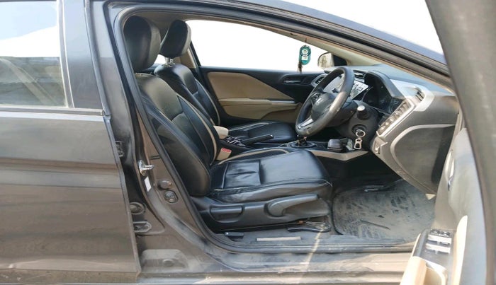 2016 Honda City 1.5L I-VTEC V MT, CNG, Manual, 1,38,074 km, interior