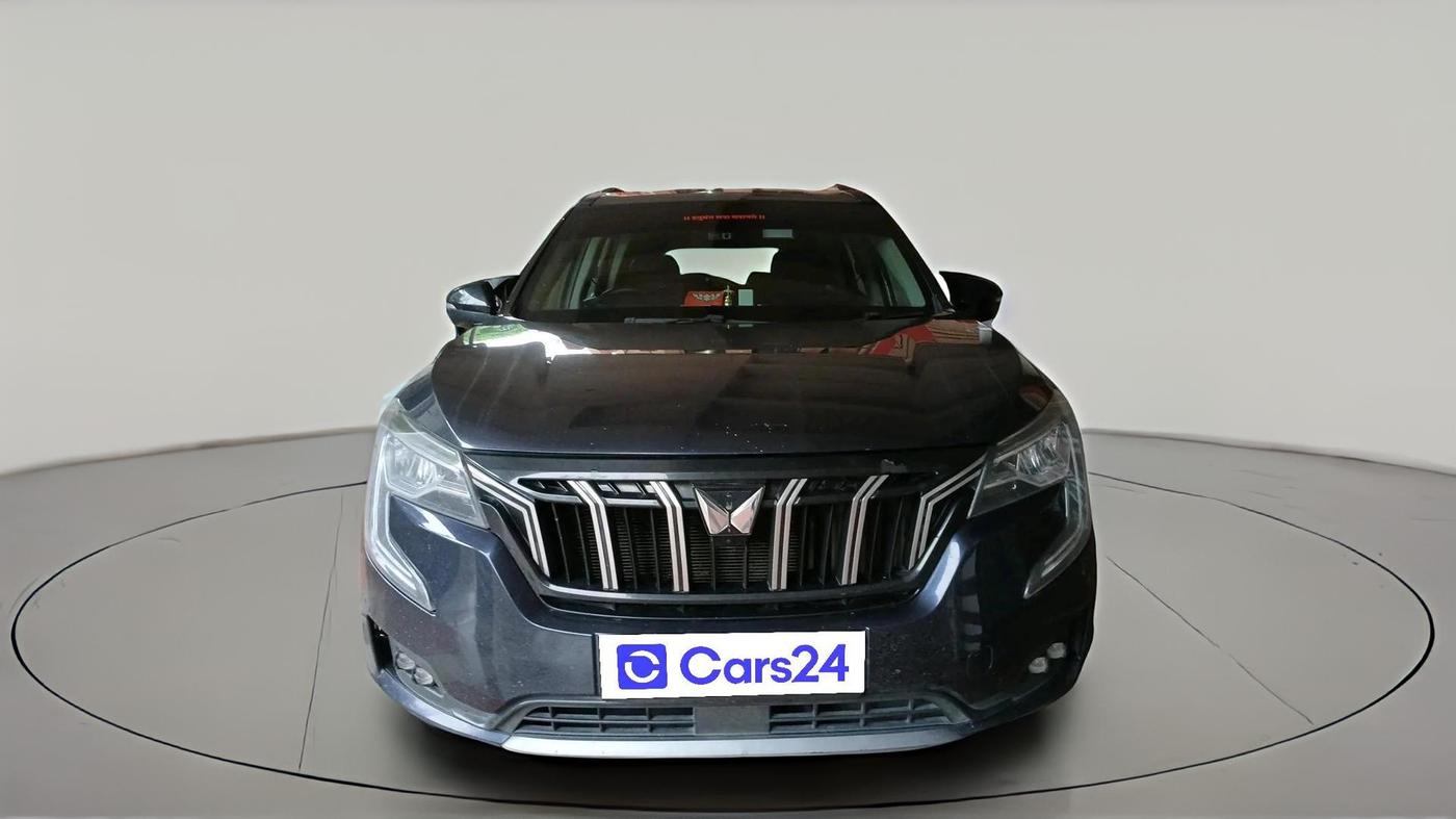 2023 Mahindra XUV700 AX 5 D AT 7 STR, Diesel, Automatic, 1,09,553 km, exterior