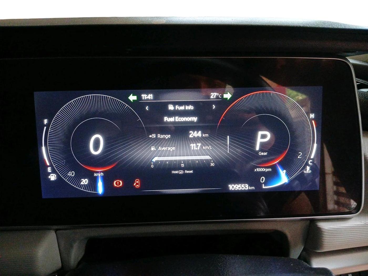 2023 Mahindra XUV700 AX 5 D AT 7 STR, Diesel, Automatic, 1,09,553 km, interior