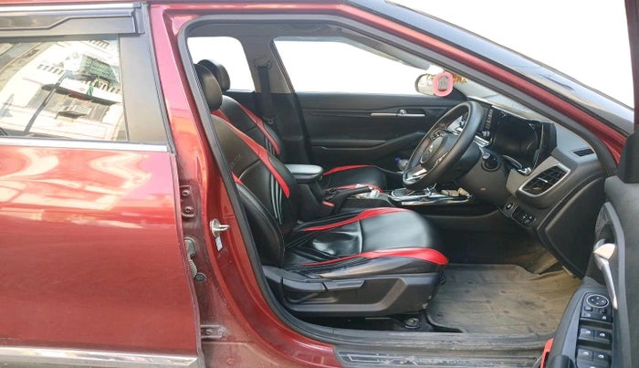 2020 KIA SELTOS HTK PLUS AT 1.5 DIESEL, Diesel, Automatic, 1,27,735 km, interior