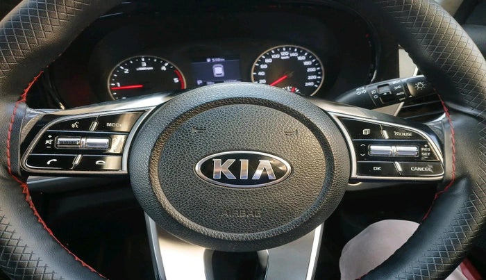 2020 KIA SELTOS HTK PLUS AT 1.5 DIESEL, Diesel, Automatic, 1,27,735 km, interior