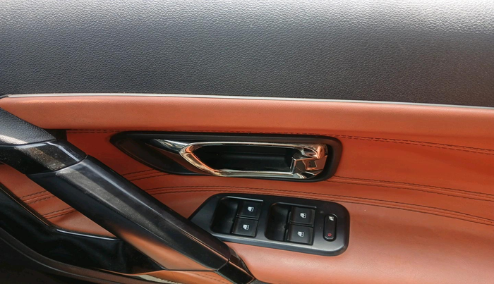 2021 Tata Harrier XT PLUS 2.0L KRYOTEC, Diesel, Manual, 99,611 km, interior