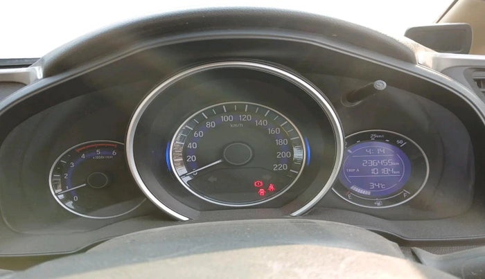 2015 Honda Jazz 1.5L I-DTEC V, Diesel, Manual, 2,36,455 km, interior