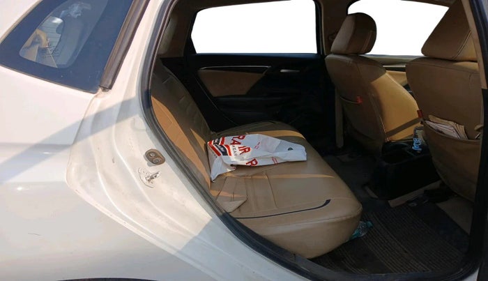 2015 Honda Jazz 1.5L I-DTEC V, Diesel, Manual, 2,36,455 km, interior