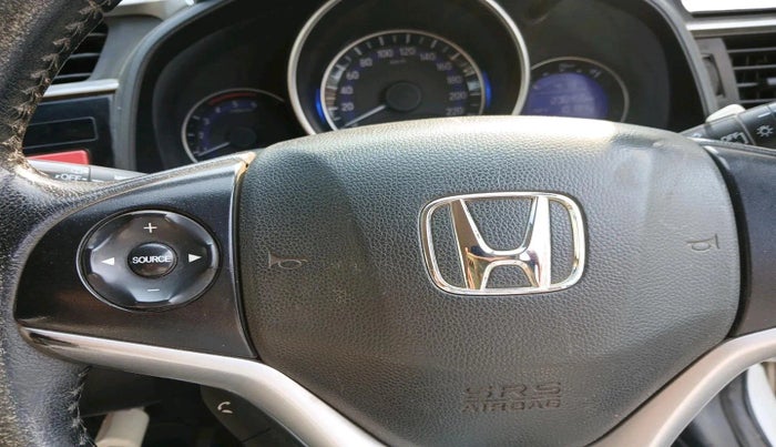 2015 Honda Jazz 1.5L I-DTEC V, Diesel, Manual, 2,36,455 km, interior