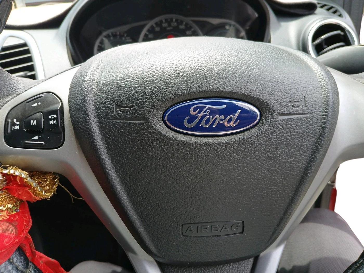 2018 Ford FREESTYLE TREND PLUS 1.2 PETROL, Petrol, Manual, 85,200 km, interior