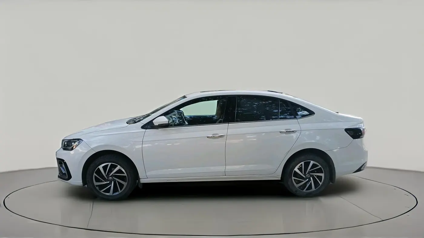 2022 Volkswagen VIRTUS TOPLINE TSI 1.0 MT, Petrol, Manual, 68,485 km, exterior