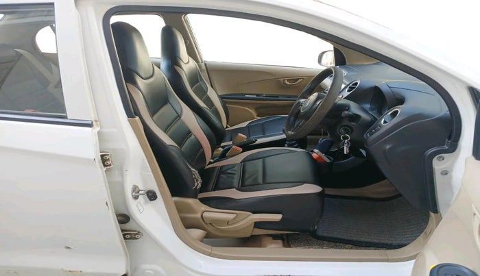 2015 Honda Amaze 1.2L I-VTEC S, Petrol, Manual, 1,19,412 km, interior