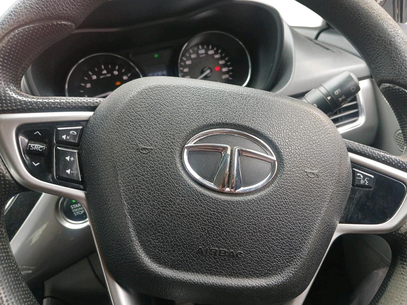 2017 Tata NEXON XZ PLUS PETROL, Petrol, Manual, 1,03,646 km, interior