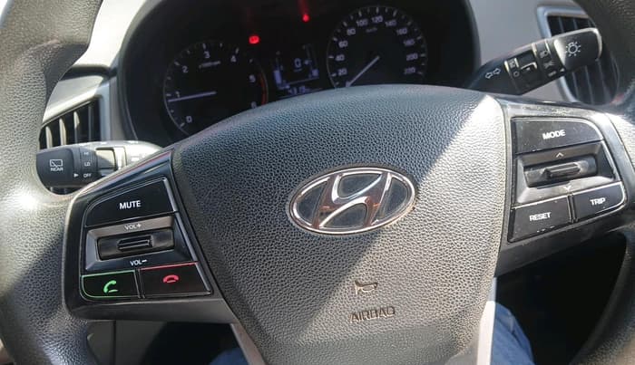 2016 Hyundai Creta SX 1.6 DIESEL, Diesel, Manual, 1,98,893 km, interior