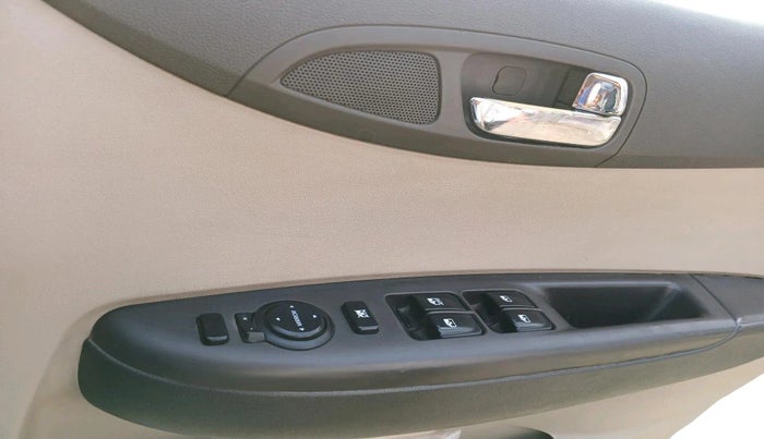 2012 Hyundai i20 SPORTZ 1.4 CRDI, Diesel, Manual, 1,19,917 km, interior