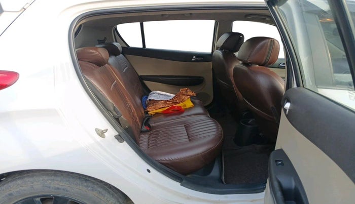 2012 Hyundai i20 SPORTZ 1.4 CRDI, Diesel, Manual, 1,19,917 km, interior