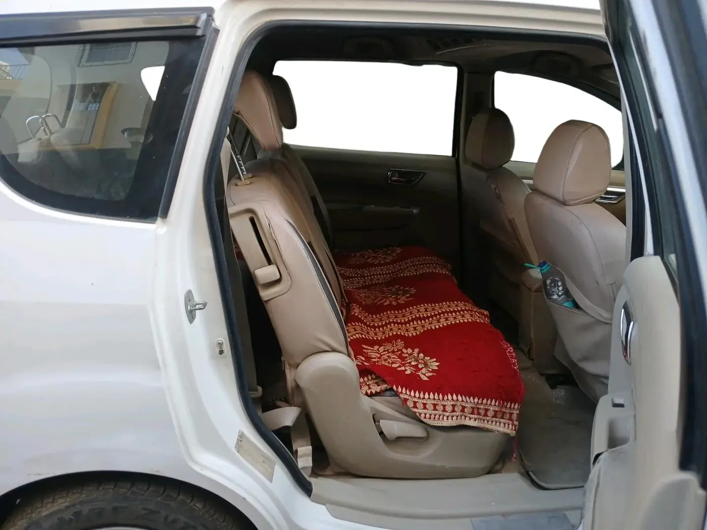 2016 Maruti Ertiga VDI SHVS, Diesel, Manual, 2,49,334 km, interior