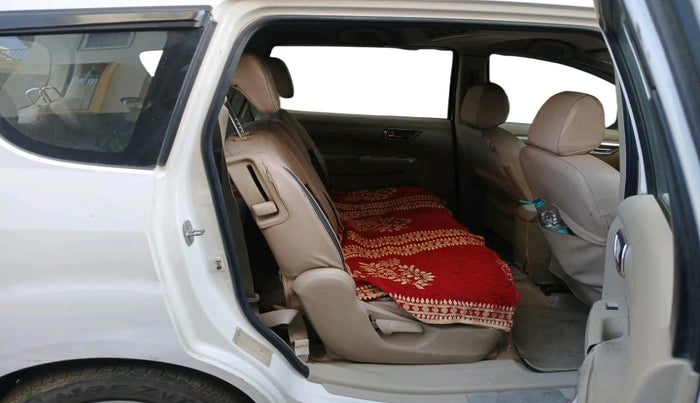2016 Maruti Ertiga VDI SHVS, Diesel, Manual, 2,49,334 km, interior