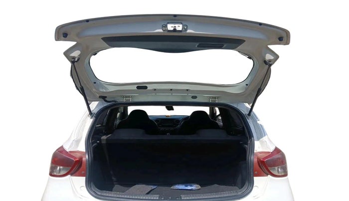 2017 Hyundai Grand i10 SPORTZ (O) 1.2 U2 CRDI, Diesel, Manual, 1,64,252 km, exterior