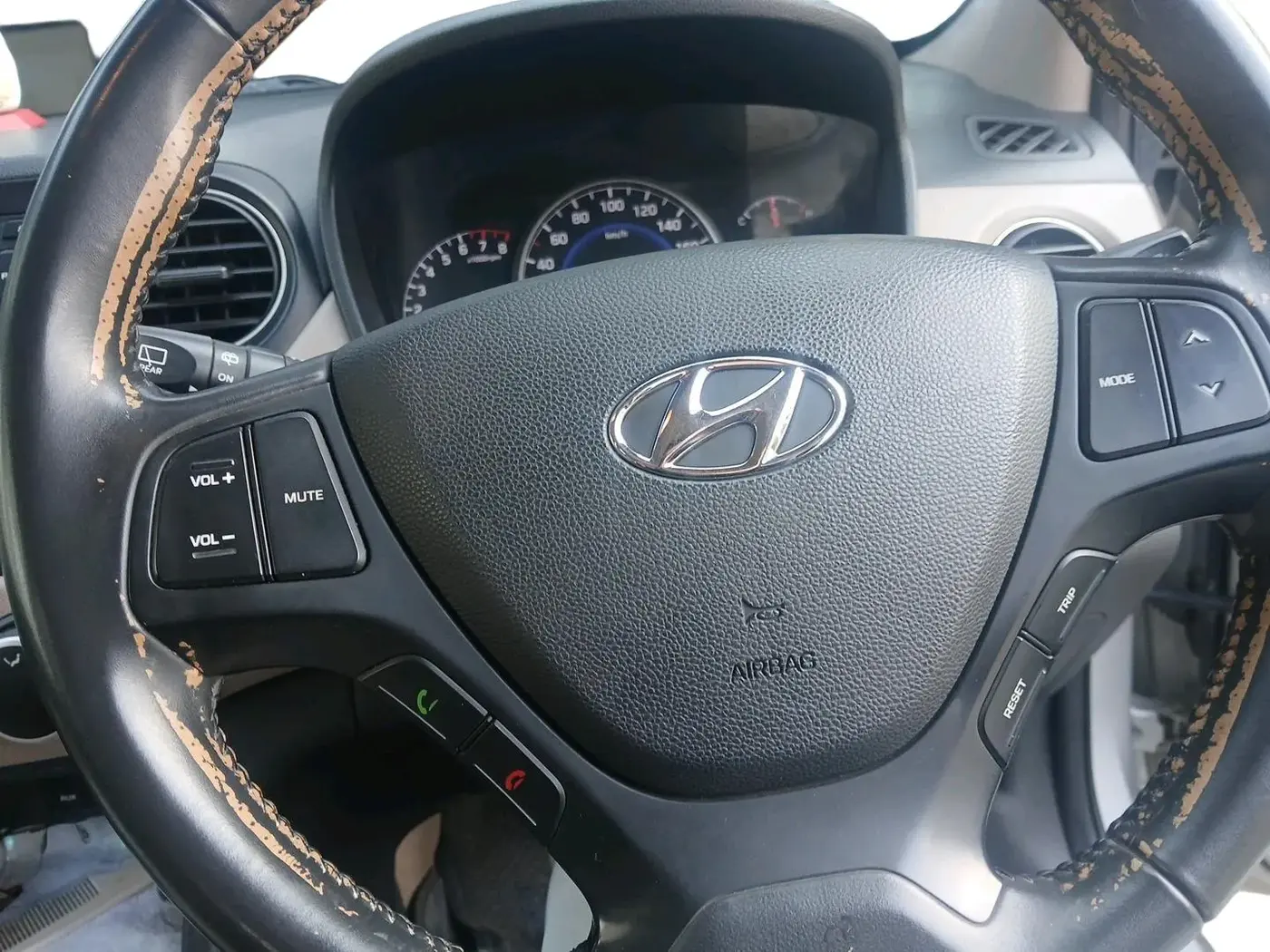 2014 Hyundai Grand i10 ASTA 1.2 KAPPA VTVT, Petrol, Manual, 77,500 km, interior