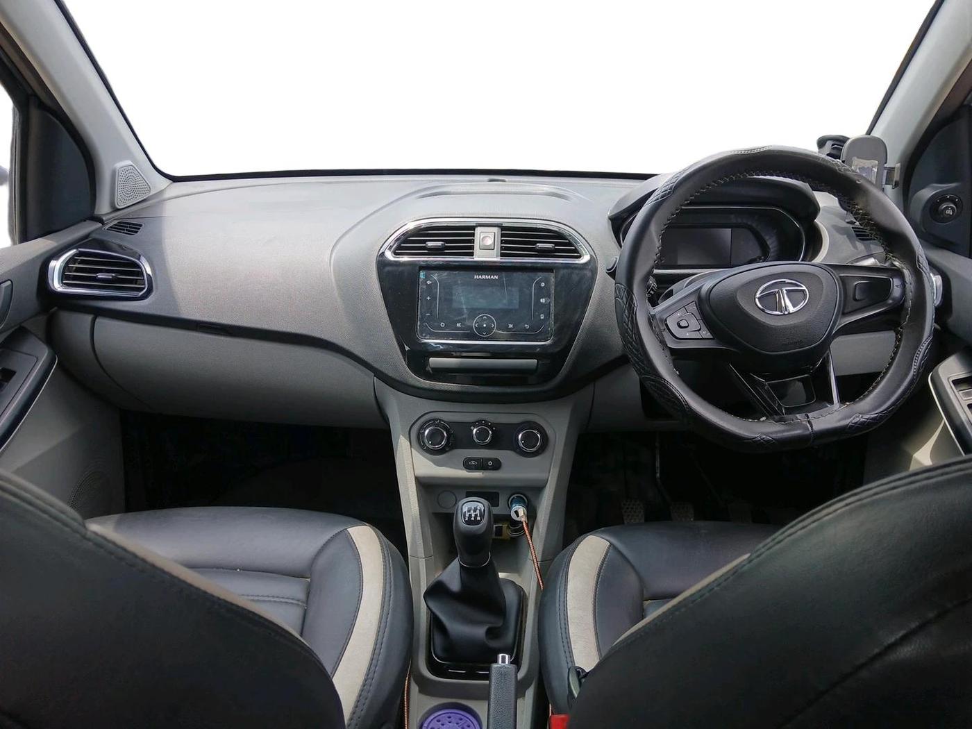 2023 Tata Tiago XT PETROL, Petrol, Manual, 50,009 km, interior