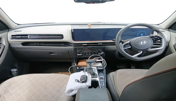 2025 Hyundai Creta SX (O) 1.5 DIESEL AT, Diesel, Automatic, 16,973 km, interior