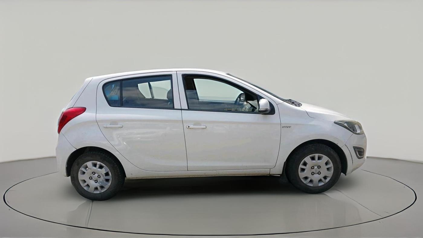 2012 Hyundai i20 MAGNA 1.2, Petrol, Manual, 67,163 km, exterior