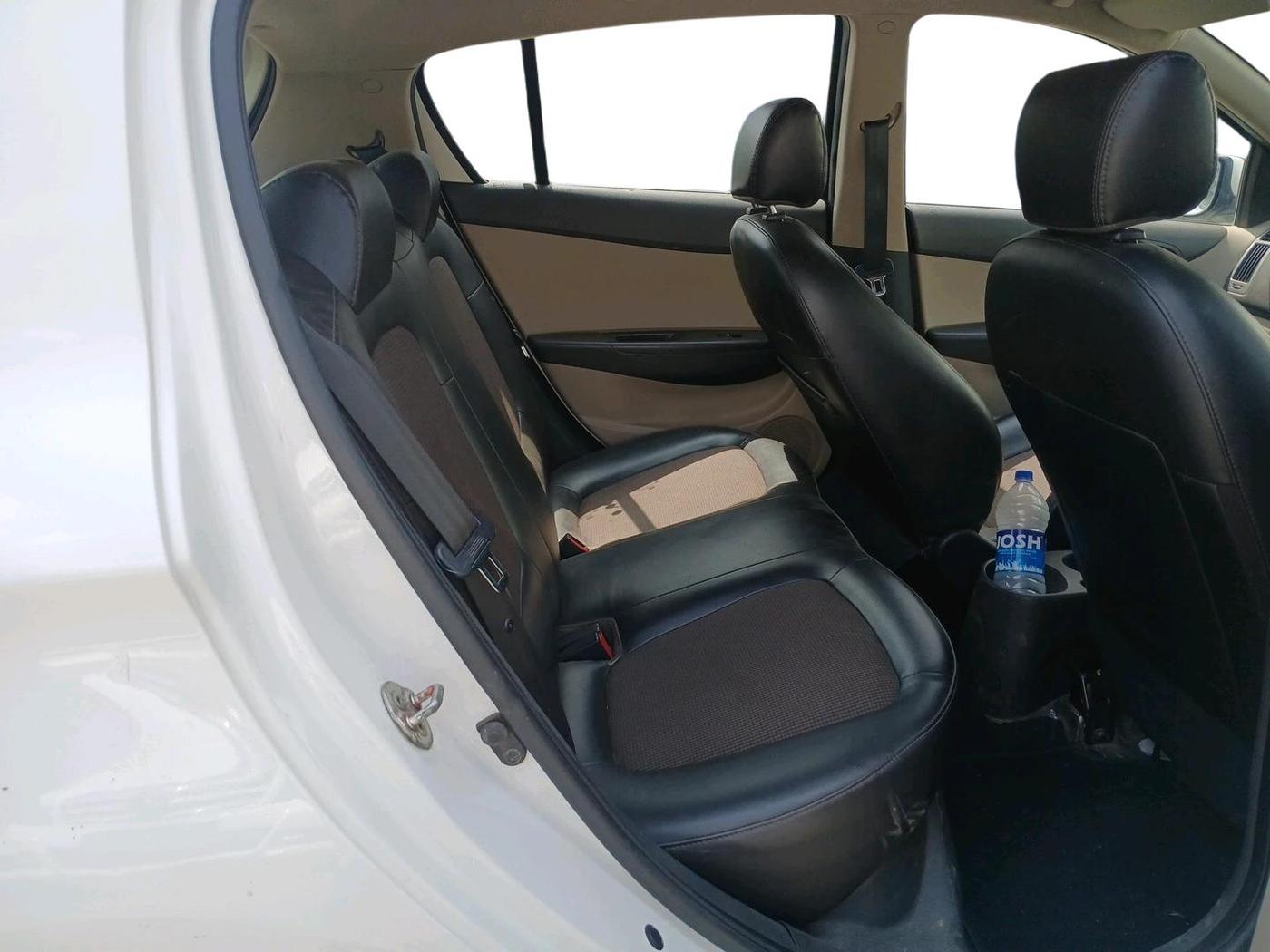 2012 Hyundai i20 MAGNA 1.2, Petrol, Manual, 67,163 km, interior