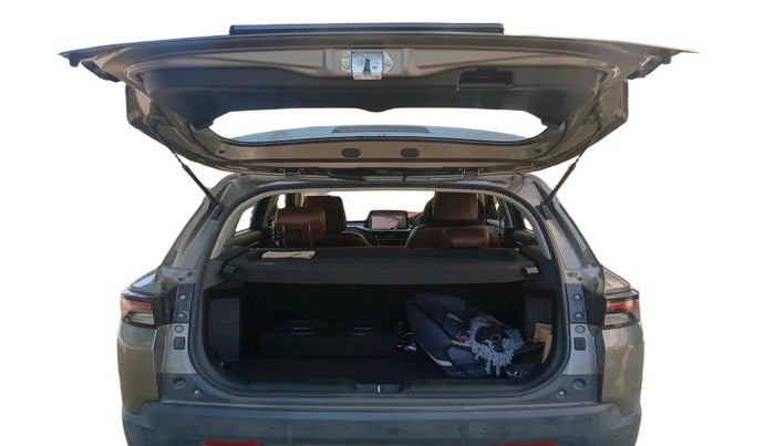 2024 Maruti BREZZA ZXI + AT SMART HYBRID, Petrol, Automatic, 24,672 km, exterior