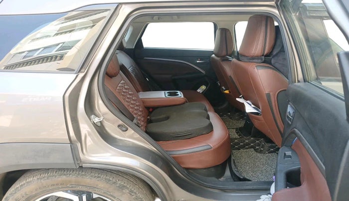 2024 Maruti BREZZA ZXI + AT SMART HYBRID, Petrol, Automatic, 24,672 km, interior