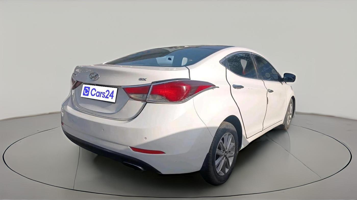 2015 Hyundai New Elantra 1.6 SX MT DIESEL, Diesel, Manual, 98,486 km, exterior