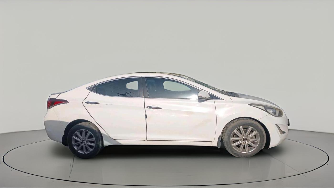 2015 Hyundai New Elantra 1.6 SX MT DIESEL, Diesel, Manual, 98,486 km, exterior