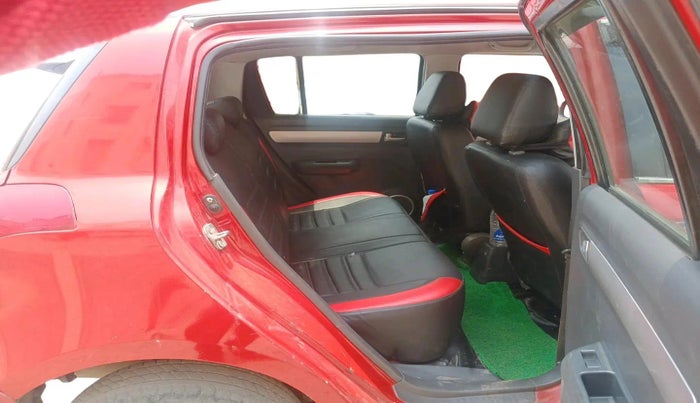 2010 Maruti Swift VXI, CNG, Manual, 1,44,391 km, interior