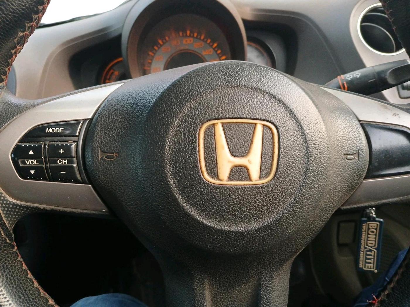 2012 Honda Brio S MT, CNG, Manual, 92,271 km, interior