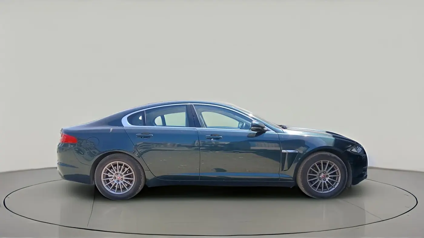 2014 Jaguar XF 2.2 DIESEL, Diesel, Automatic, 68,503 km, exterior