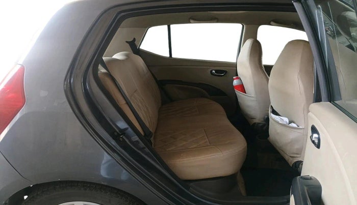 2015 Hyundai i10 SPORTZ 1.1, Petrol, Manual, 2,08,099 km, interior