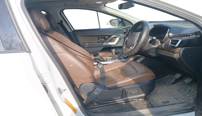 2022 Tata Harrier XZ PLUS 2.0L, Diesel, Manual, 65,756 km, interior