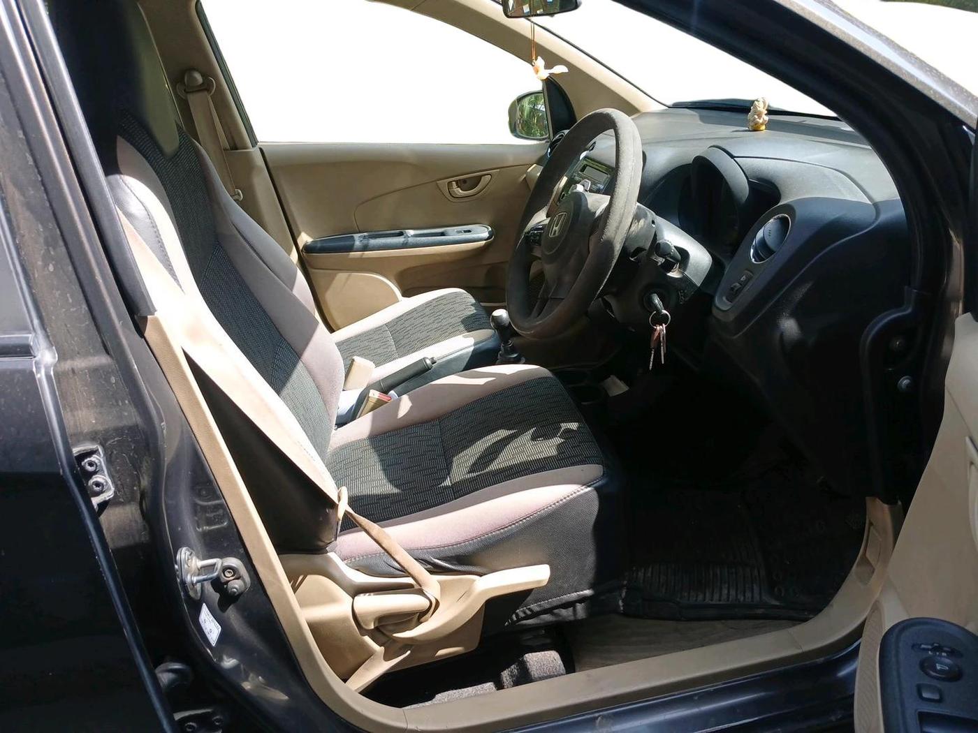 2014 Honda Amaze 1.5L I-DTEC S, Diesel, Manual, 83,680 km, interior
