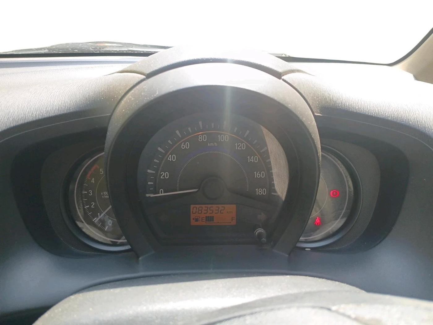 2014 Honda Amaze 1.5L I-DTEC S, Diesel, Manual, 83,680 km, interior