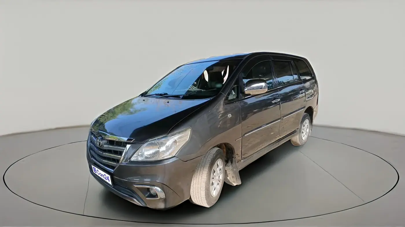 2012 Toyota Innova GX 2.5 7 STR, Diesel, Manual, 3,24,000 km, exterior