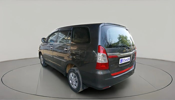 2012 Toyota Innova 2.5 G 7 STR, Diesel, Manual, 3,20,433 km, exterior