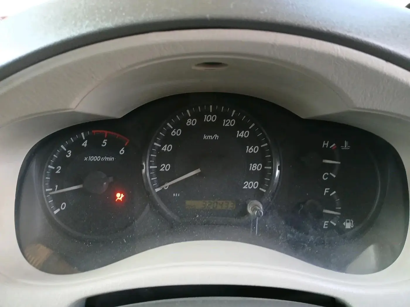 2012 Toyota Innova GX 2.5 7 STR, Diesel, Manual, 3,24,000 km, interior