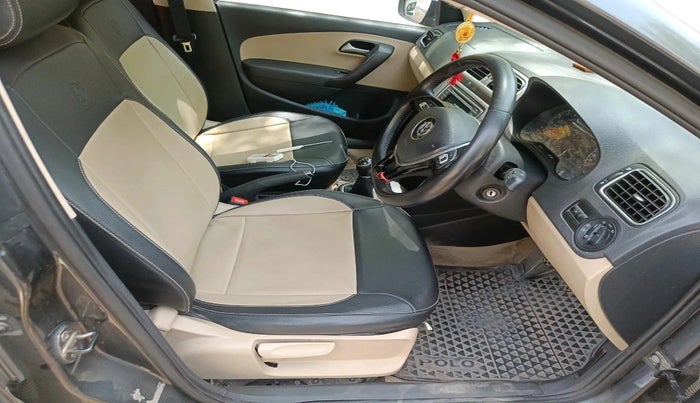 2015 Volkswagen Polo HIGHLINE1.2L, Petrol, Manual, 59,030 km, interior