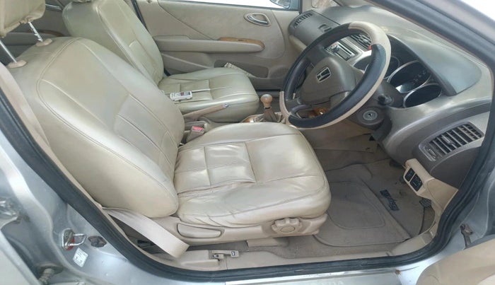 2006 Honda City 1.5L GXI, CNG, Manual, 1,60,266 km, interior