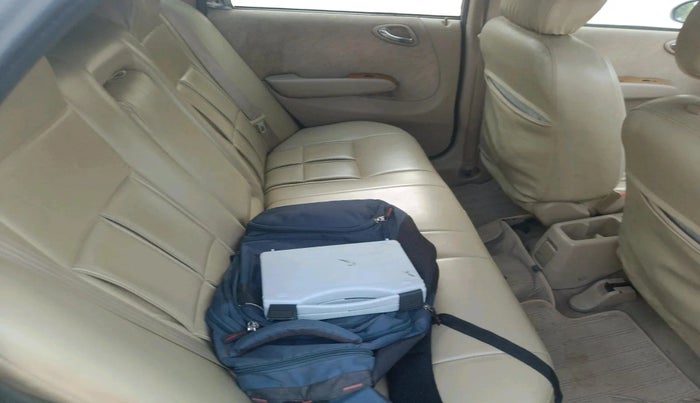 2006 Honda City 1.5L GXI, CNG, Manual, 1,60,266 km, interior