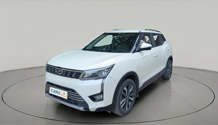 2019 Mahindra XUV300 W8 (O) 1.5 DIESEL, Diesel, Manual, 2,18,500 km, exterior