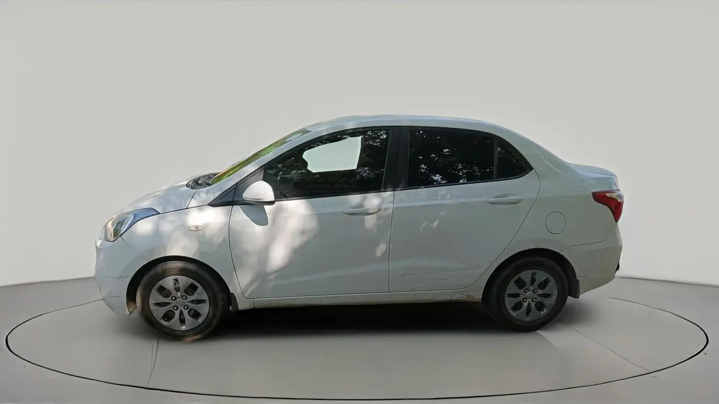 2017 Hyundai Xcent E+ 1.2 CRDI, Diesel, Manual, 1,35,659 km, exterior