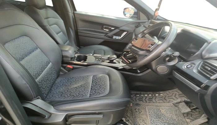 2024 Tata Harrier ADVENTURE PLUS DARK EDITION AT, Diesel, Automatic, 40,988 km, interior