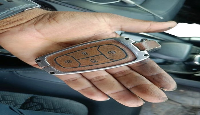 2024 Tata Harrier ADVENTURE PLUS DARK EDITION AT, Diesel, Automatic, 40,988 km, interior