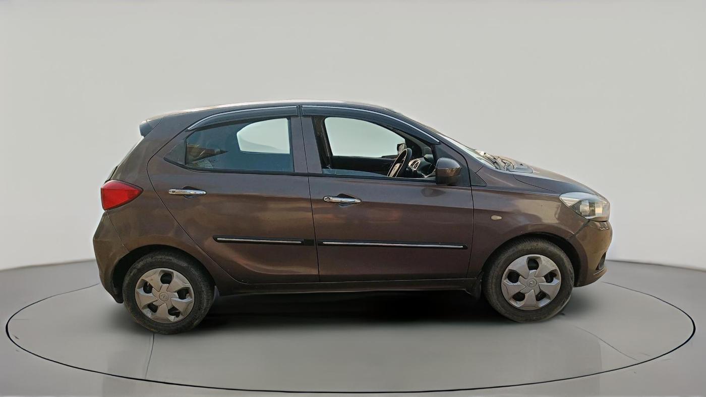 2018 Tata Tiago XTA PETROL, Petrol, Automatic, 67,996 km, exterior